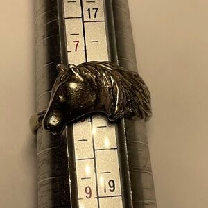 Sterling Silver Horse Head Ring. Size 8